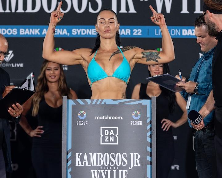 Cherneka Johnson outclasses Nina Hughes to force stoppage in rematch