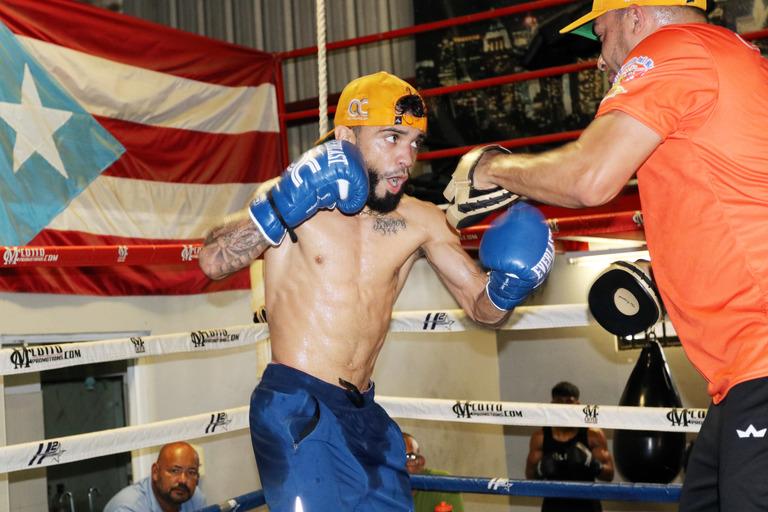 Oscar Collazo has accumulated 130 rounds of sparring for Edwin Cano Hernandez