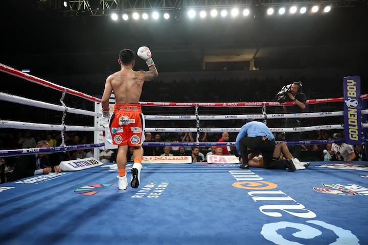 Oscar Collazo notches another KO to again up his own ante
