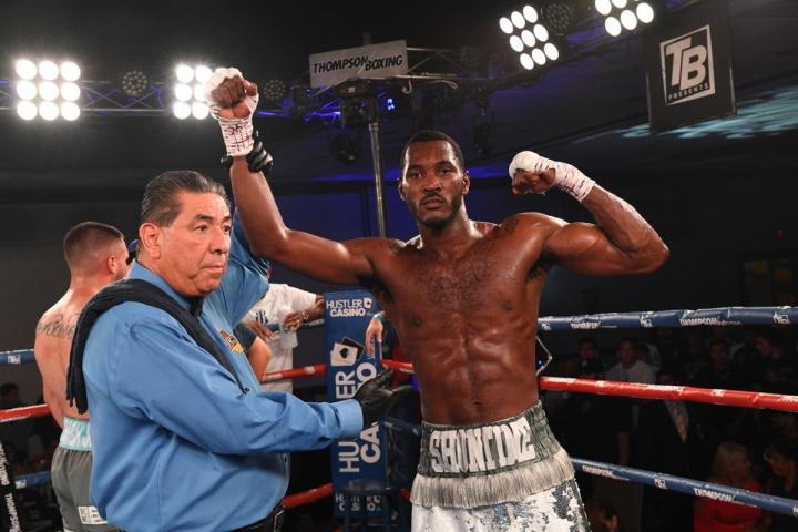 Joeshon James finally gets his chance to ‘splat’ Lester Martinez