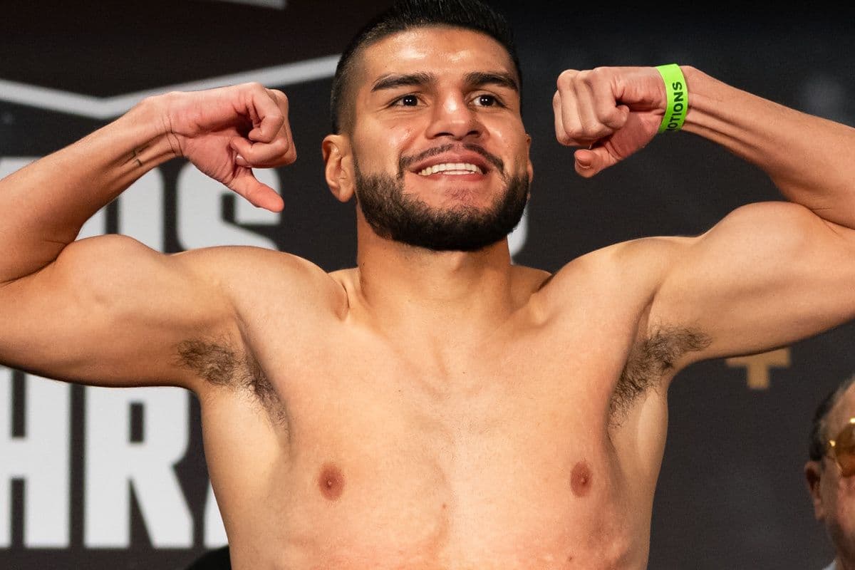 Jesus Ramos Brutalizes Guido Schramm, Stops Him In 7th Round