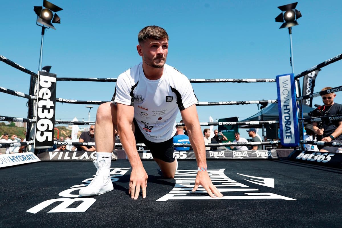 Lee Cutler Constantly Improving, Eager To Deliver Against Experienced Sam Eggington