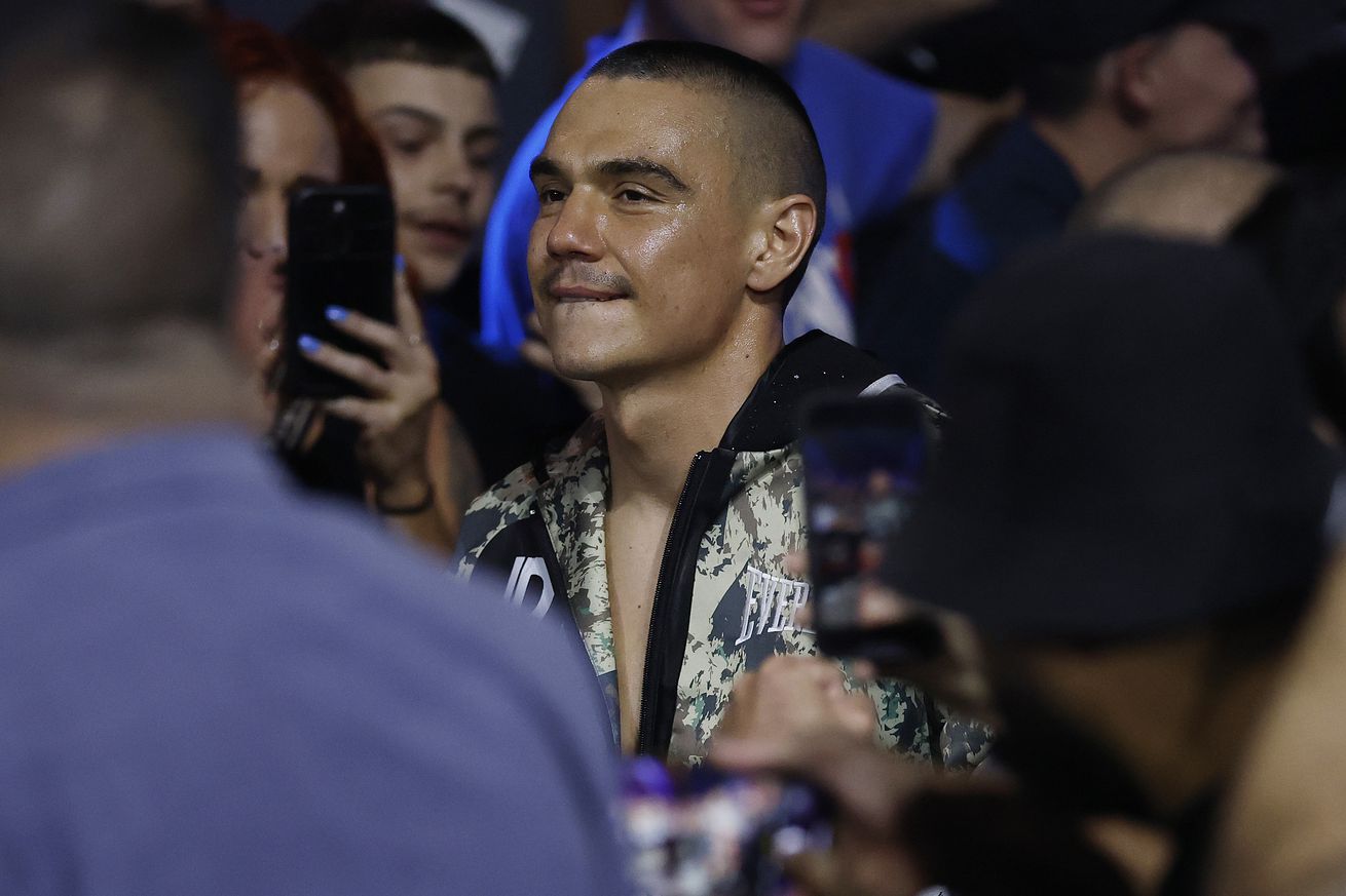 Tszyu overpowers Spencer for fourth round stoppage win