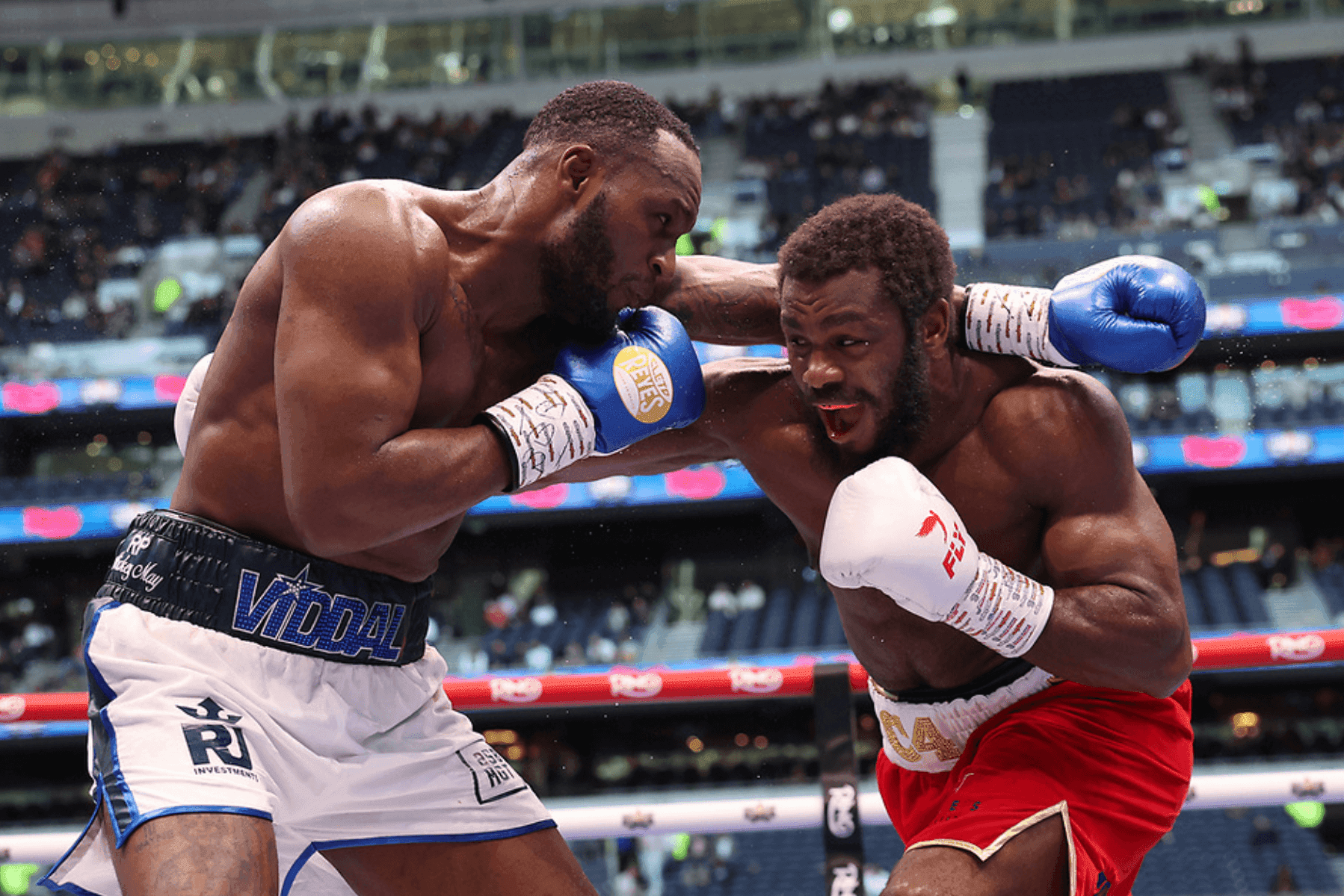 Viddal Riley impresses to capture British cruiserweight title against Cheavon Clarke