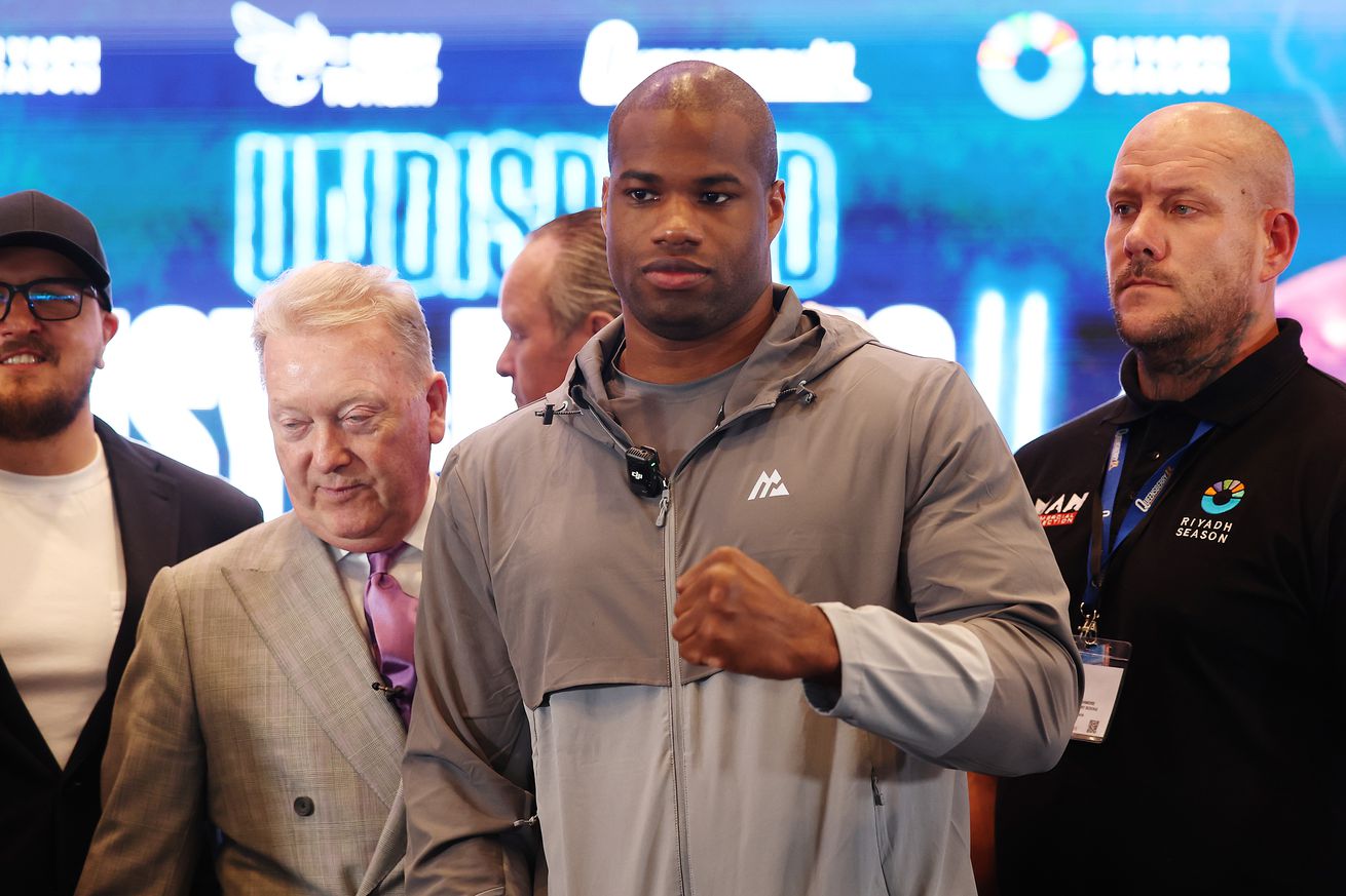 ‘I give him a big puncher’s chance’: Bellew believes Dubois has a shot to upset Usyk