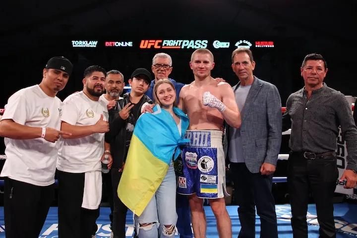 Serhii Bohachuk outpoints Mykal Fox in Los Angeles