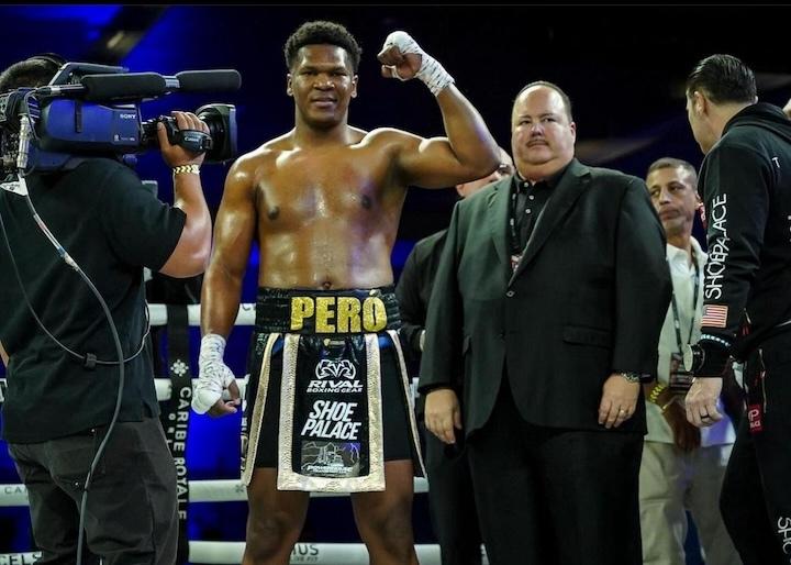 Dainier Pero, down twice, recovers to remain unbeaten