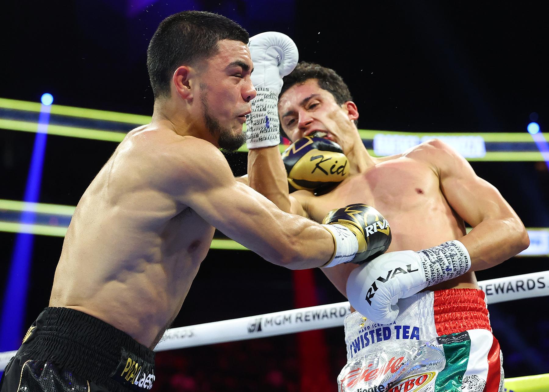 Calculated Rafael Espinoza stops resilient Edward Vazquez in seven