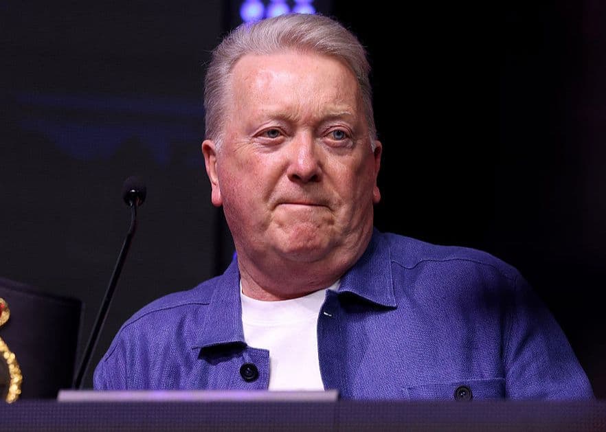 Frank Warren Questions Steve Gray's 77-75 Scorecard Favouring Leigh Wood