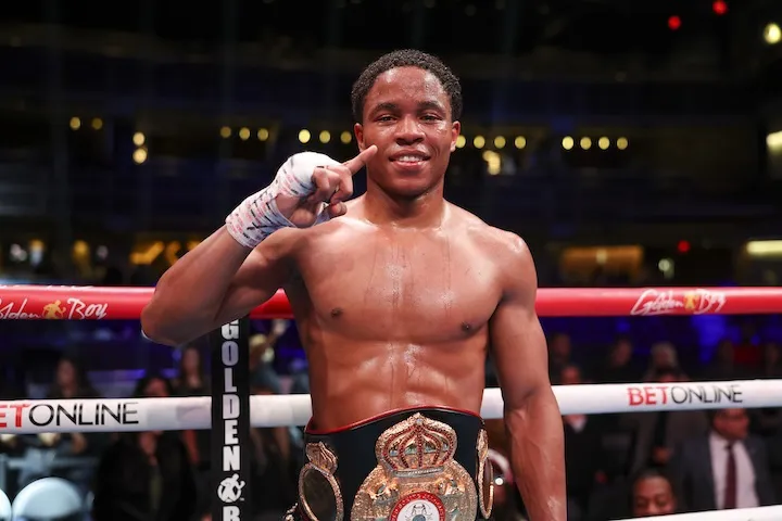 Floyd Schofield lifted by three-knockdown win over Tevin Farmer