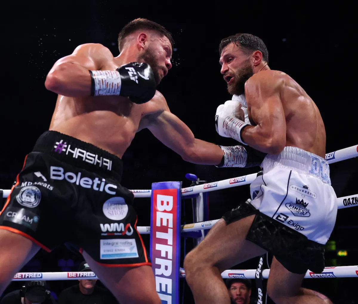 Conah Walker wipes out Liam Taylor to defend British welterweight title