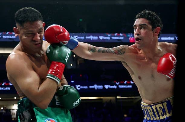 Raul Curiel breaks down Victor Rodriguez for 4th-round stoppage in WBA eliminator