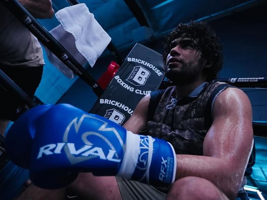 Zurdo Ramírez Blasts Jai Opetaia's Resume After Squeo Stoppage: 