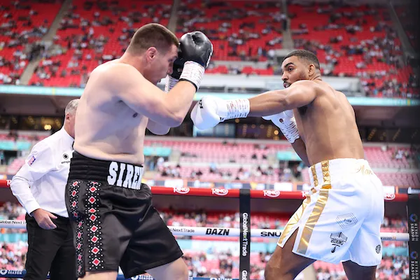 Dacres stuns Sirenko on Wembley undercard for Usyk-Dubois II