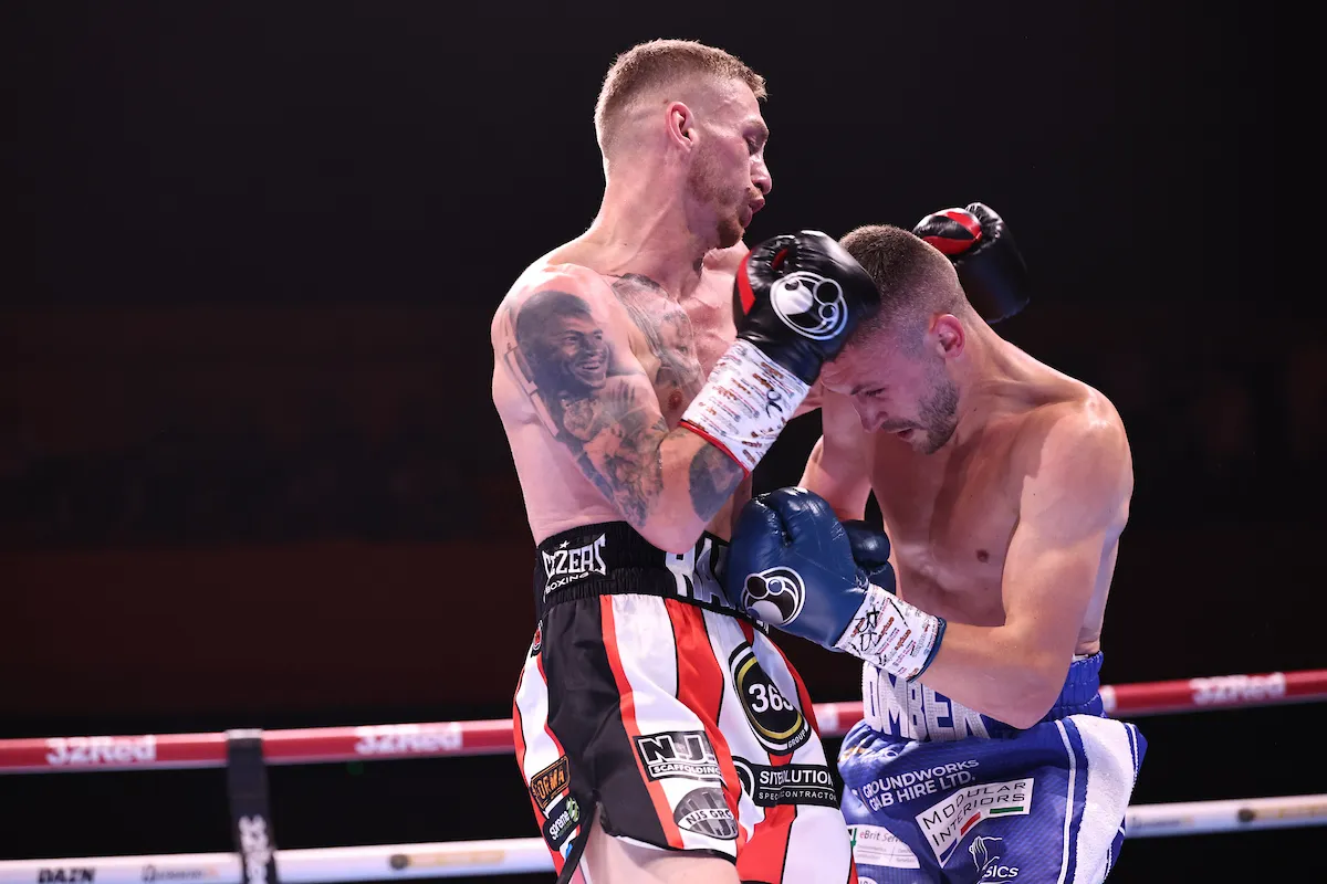 Ryan Garner stops Reece Bellotti in the 12th round in Bournemouth