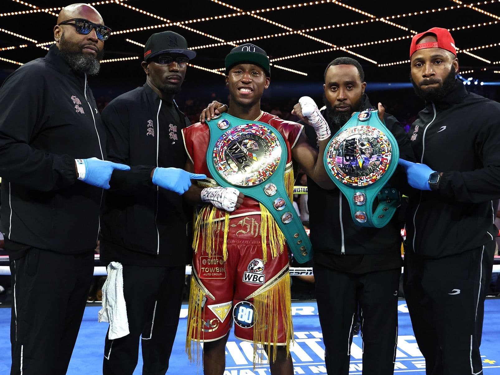 Bruce Carrington Deems Stephen Fulton 'Most Accomplished' 126-Pound Champion, Wants Him Next