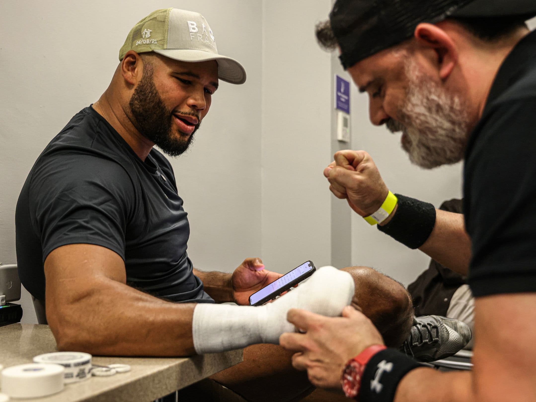 Frazer Clarke Lifts Lid On Spars With Oleksandr Usyk And Daniel Dubois: 'I Was Sat On My Backside'