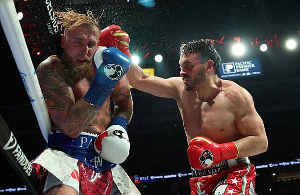 Julio Cesar Chavez Jr.’s lawyer says ICE arrest 'another headline to terrorize the community'