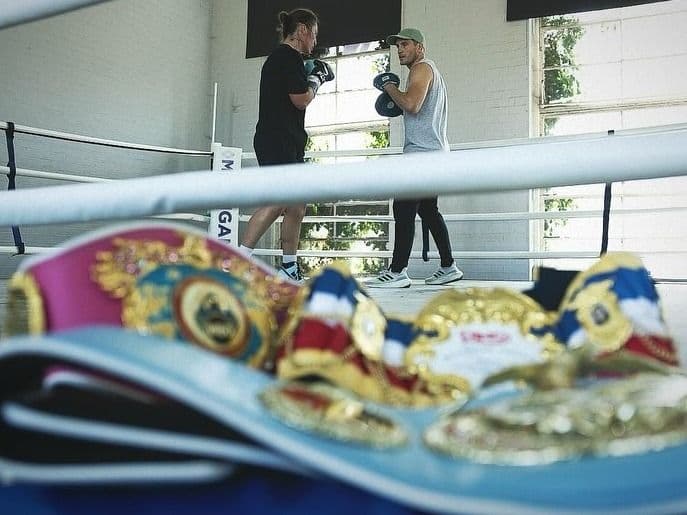 Tony Sims Praises Unified Champion Ellie Scotney: 'She Isn't Just Tough, Very Smart Too'