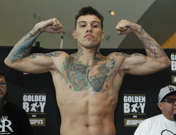 Gabriel Rosado scores first round KO, then calls out Edgar Berlanga