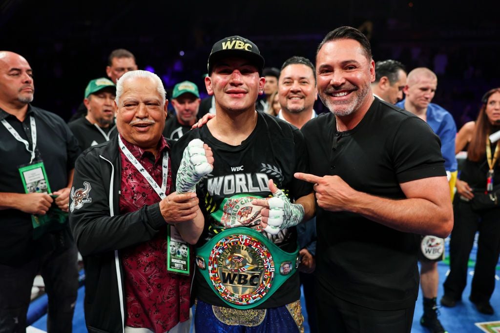 Oscar De La Hoya blasts Xander Zayas for not taking Vergil Ortiz fight: ‘Fighters don’t want to fight’