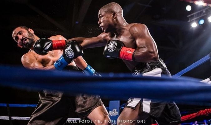 Breyon Gorham batters Yomar Alamo by unanimous decision