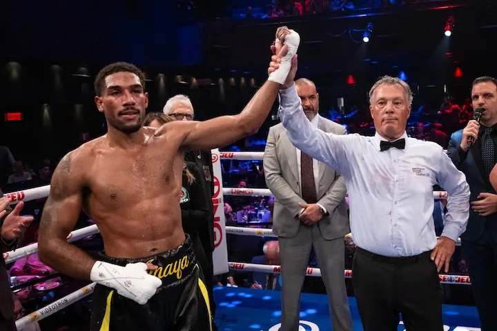 Osleys Iglesias hopes to fight the Canelo-Crawford winner next