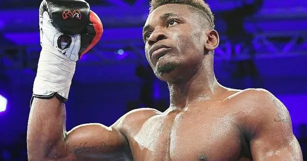 Christian Mbilli and Lester Martinez brawl to a bruising draw