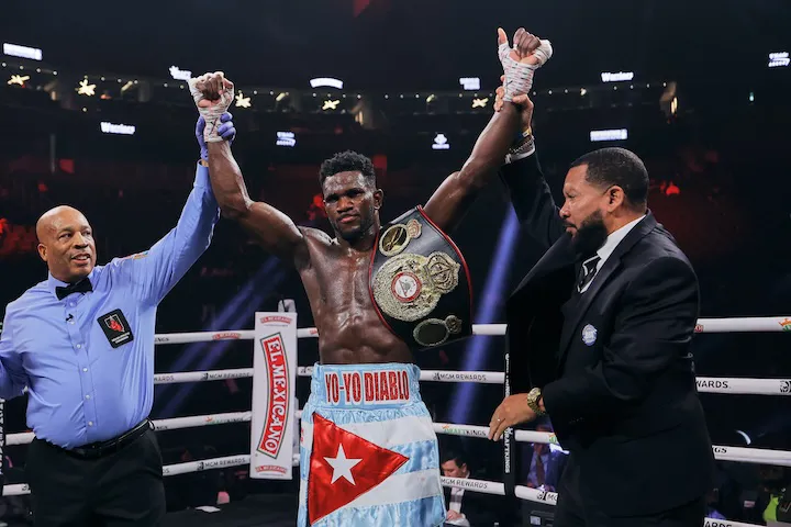 Yoenli Hernandez targets shot at WBC middleweight champion Carlos Adames