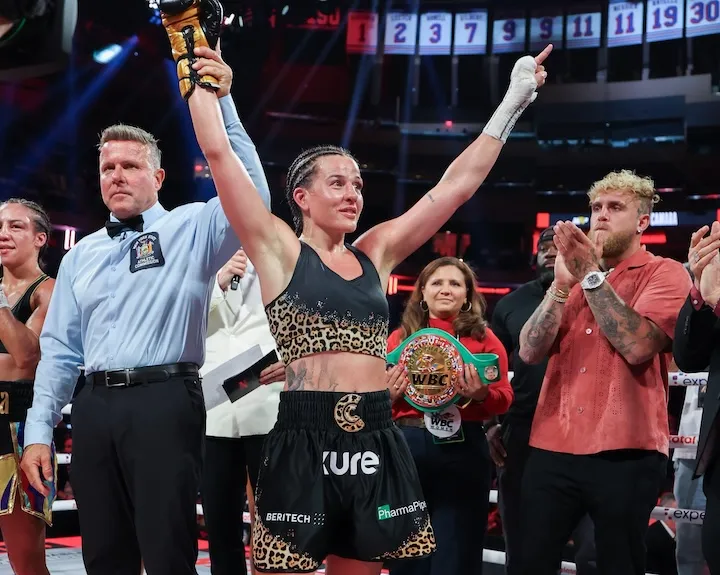 Chantelle Cameron 'takes a stand' by vacating WBC 140lbs title
