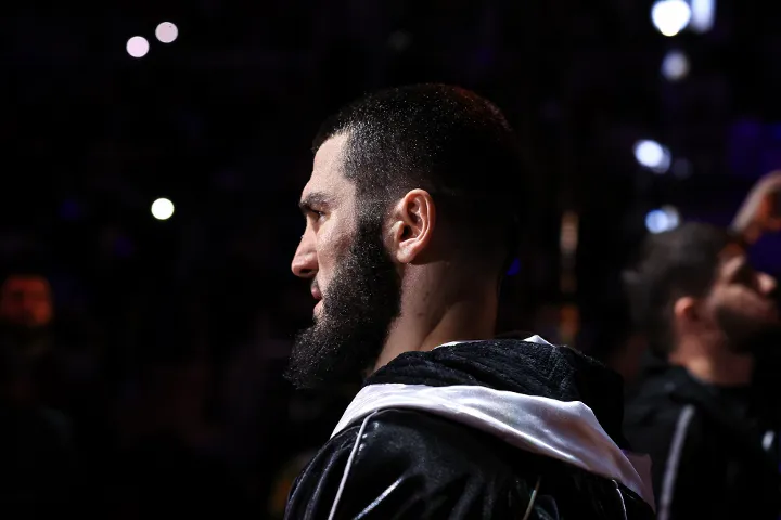 Deon Nicholson reports November 22 fight with Artur Beterbiev is off