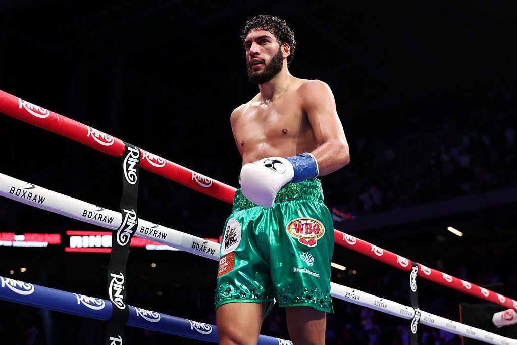 Hamzah Sheeraz Won't Wait For Canelo Alvarez, Next Fight Plans Up In The Air