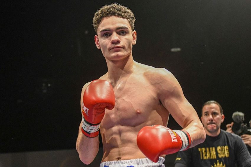 JJ Pagan bloodies, stops Maliek Montgomery in ninth round