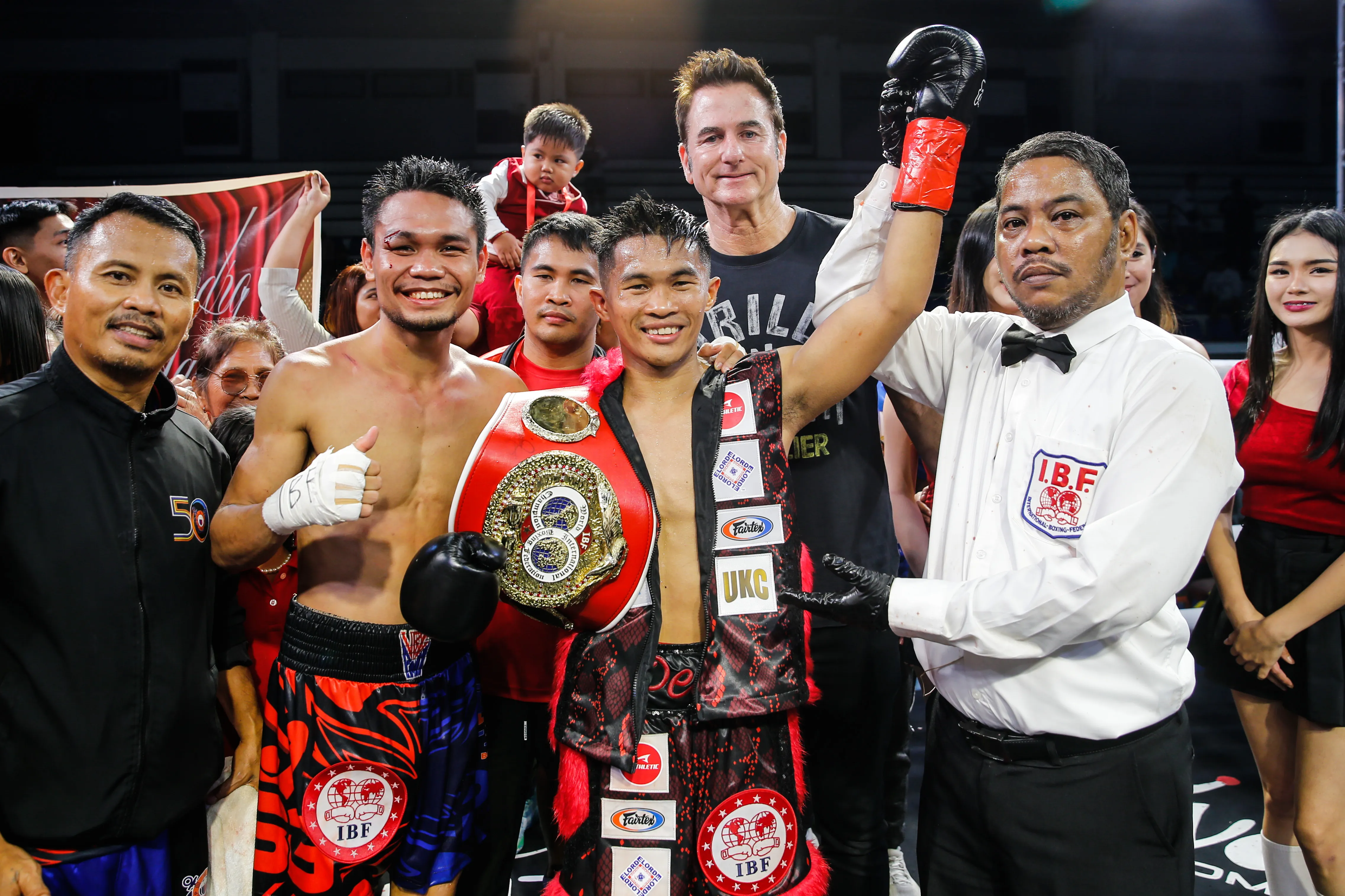 Pedro Taduran defends 105lbs title in victory over Christian Balunan