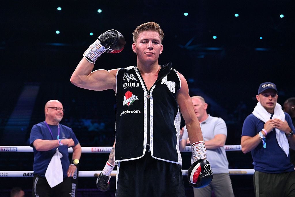 Giorgio Visioli-Joe Howarth Lightweight Eliminator Tops Matchroom's Dec. 17 Show