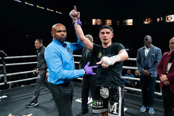 Elijah Garcia to test super middleweight waters