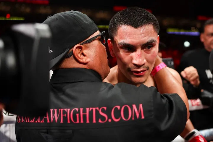 Robert Garcia's compassion for defeated Erickson Lubin a boxing high point