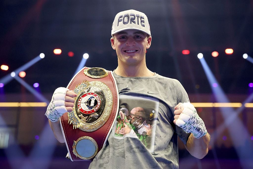 Vito Mielnicki Jr. Drops, Stops Samuel Nmomah Late In 9th Round On The Ring IV Card