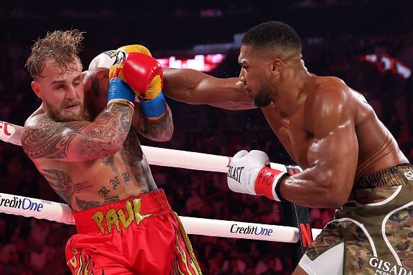 Anthony Joshua catches up to evasive Jake Paul, blasts him out in sixth