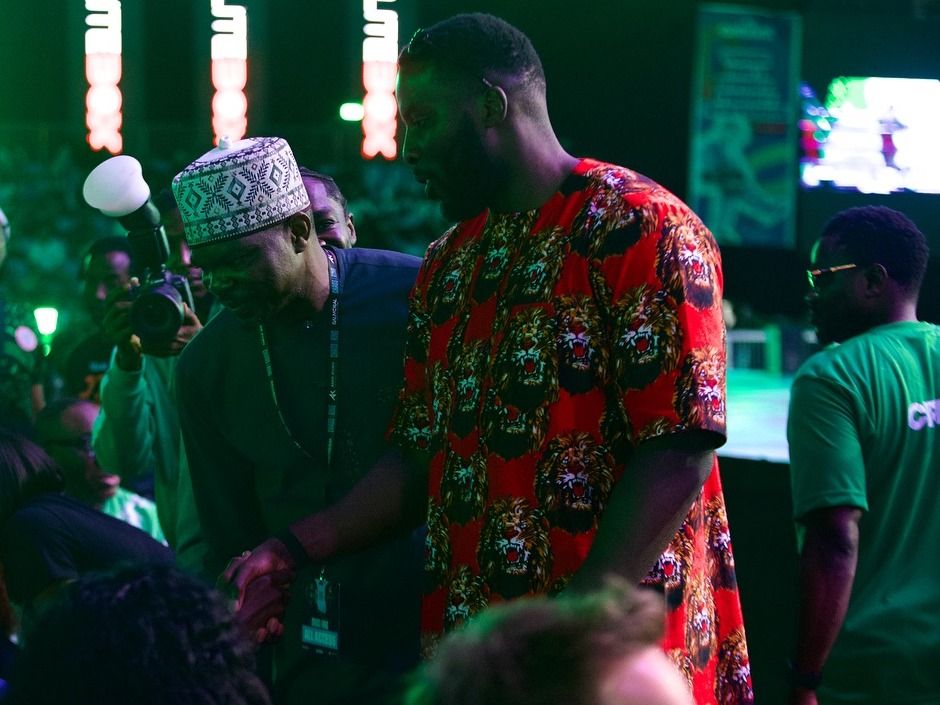 Okolie Praises Wardley, Believes Heavyweight Division Ready To Explode In 2026