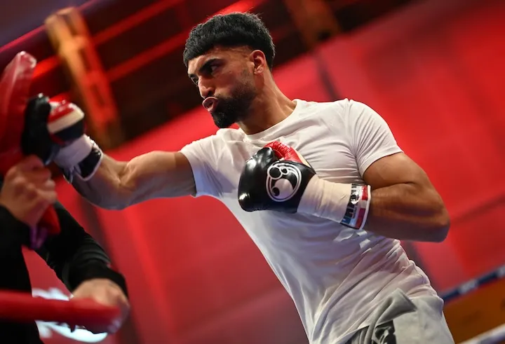 Adam Azim eyes unification with new WBC champion Dalton Smith