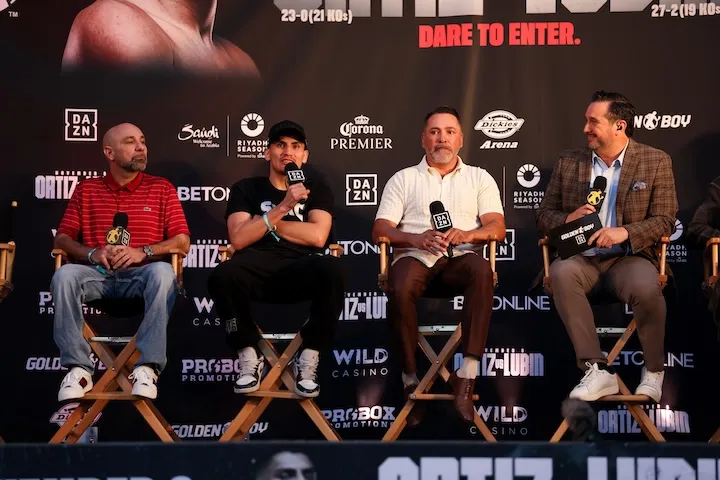 Vergil Ortiz Jnr manager: 