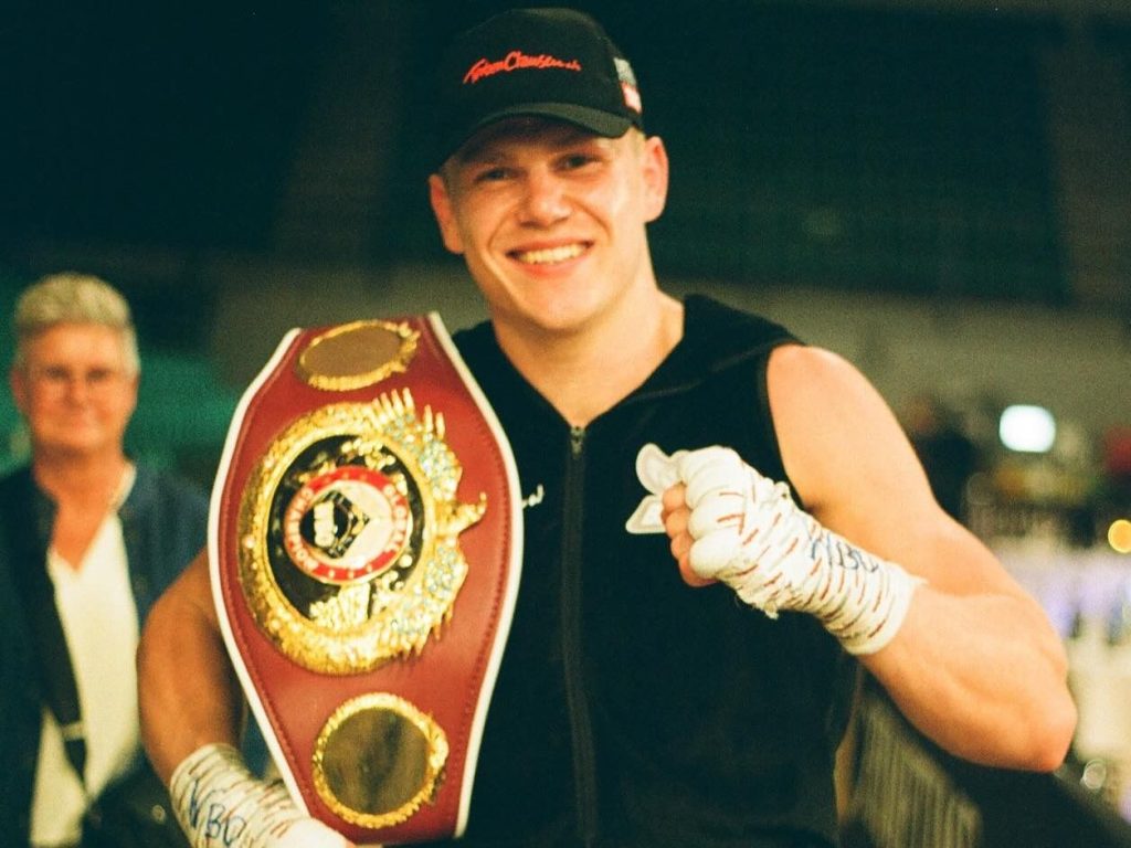 Jacob Bank fires warning to divisional rivals before William Scull step-up