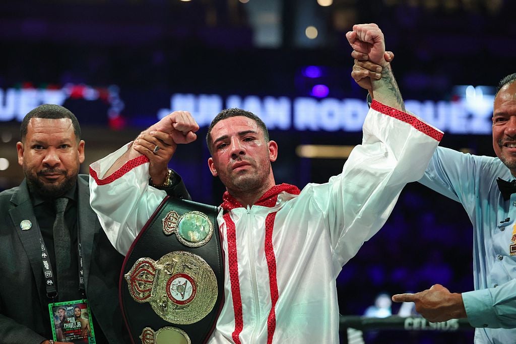 Julian Rodriguez Confident He Has ‘Too Many Tools’ For Unbeaten Cain Sandoval