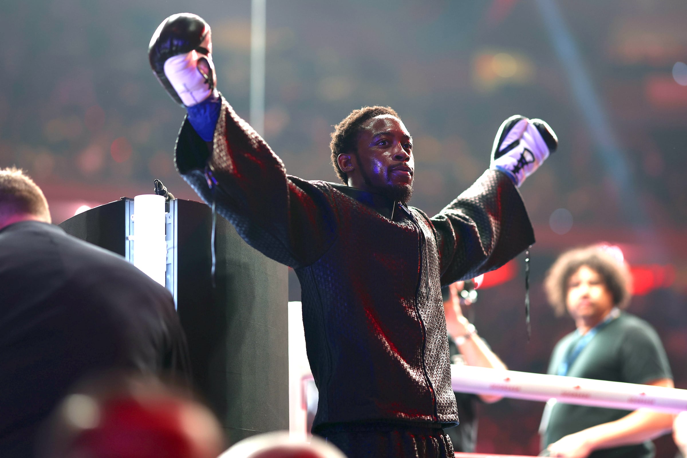 Keyshawn Davis 'way more skilled' than Devin Haney, says Bradley