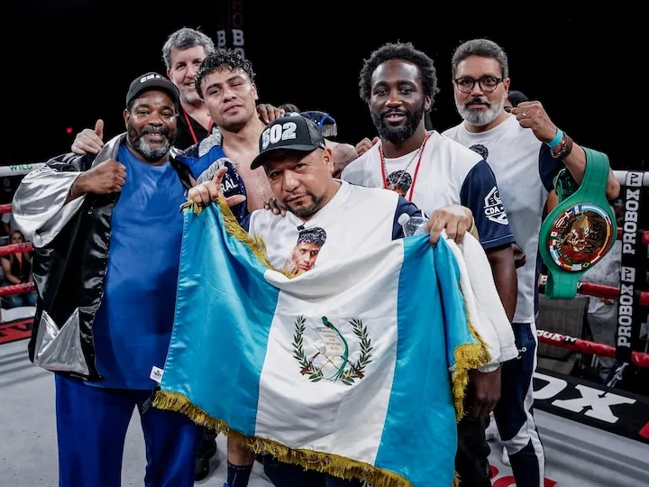 Can Lester Martinez secure the Canelo Alvarez-Christian Mbilli winner?