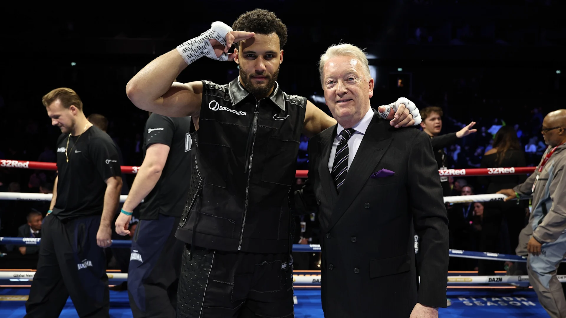 Frank Warren happy to let Moses Itauma fight Oleksandr Usyk now