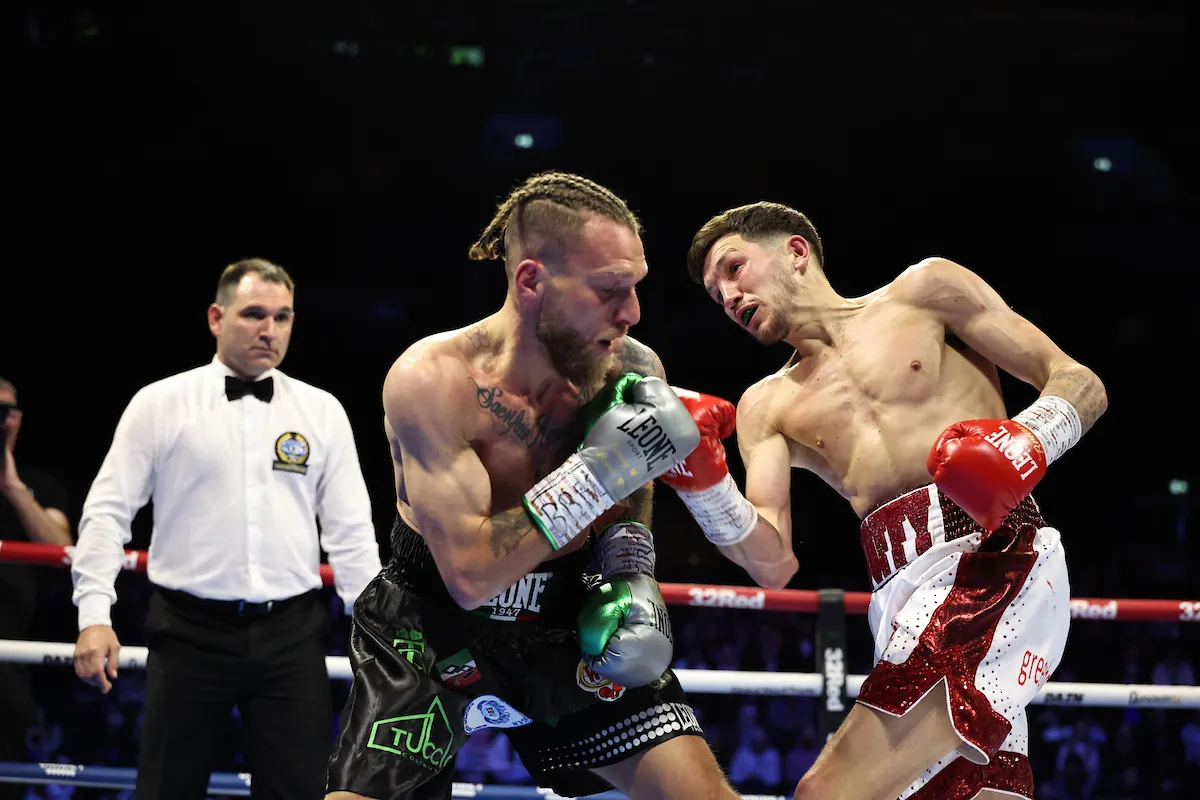 Brilliant Liam Davies wins European title; Michael Gomez Jnr triumphs in Manchester
