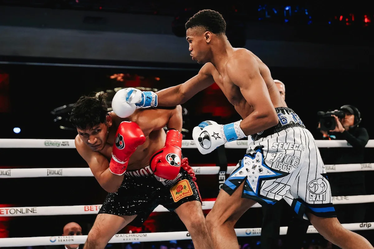 Omari Jones Pounds Out Eight-Round Points Win Over Christian Gomez
