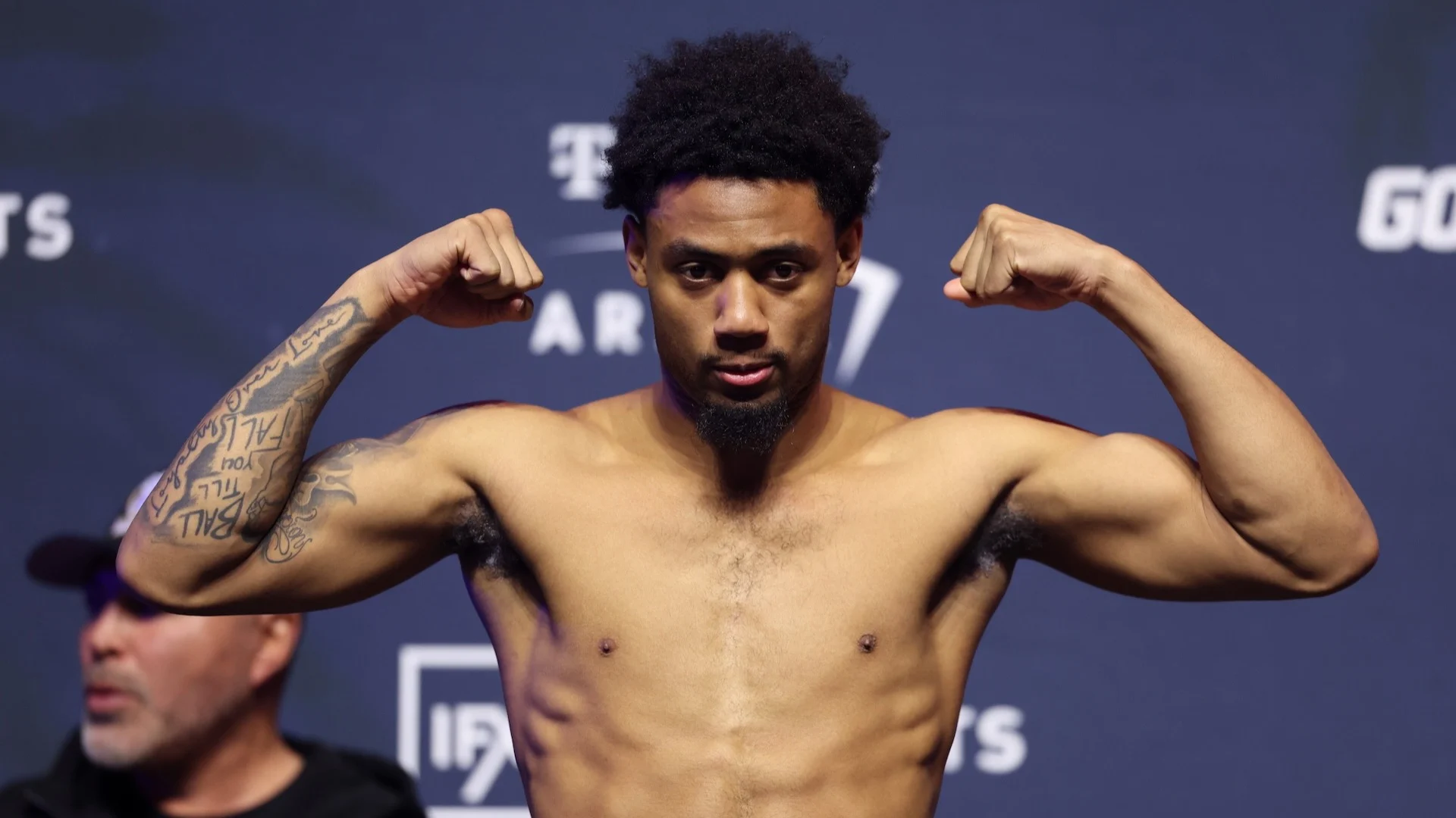 Amari Jones headlines vs. Vincenzo Gualtieri May 22